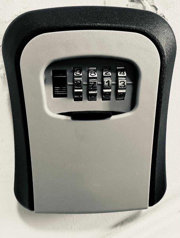 Apartament Goplanska Free Parking Self Check-In 24H Poznan Luaran gambar