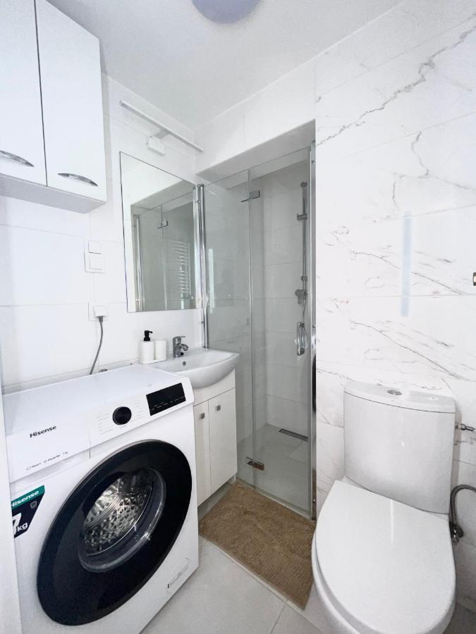 Apartament Goplanska Free Parking Self Check-In 24H Poznan Luaran gambar