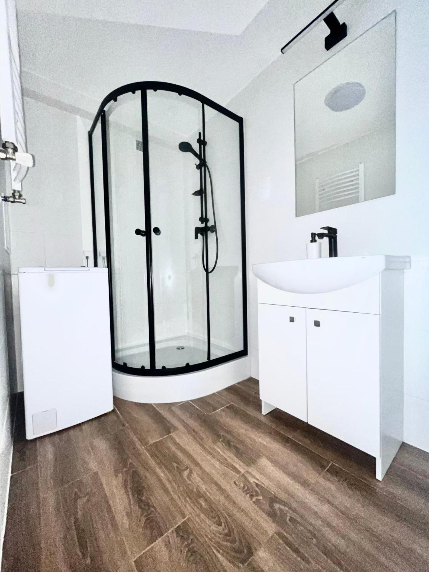 Apartament Goplanska Free Parking Self Check-In 24H Poznan Luaran gambar
