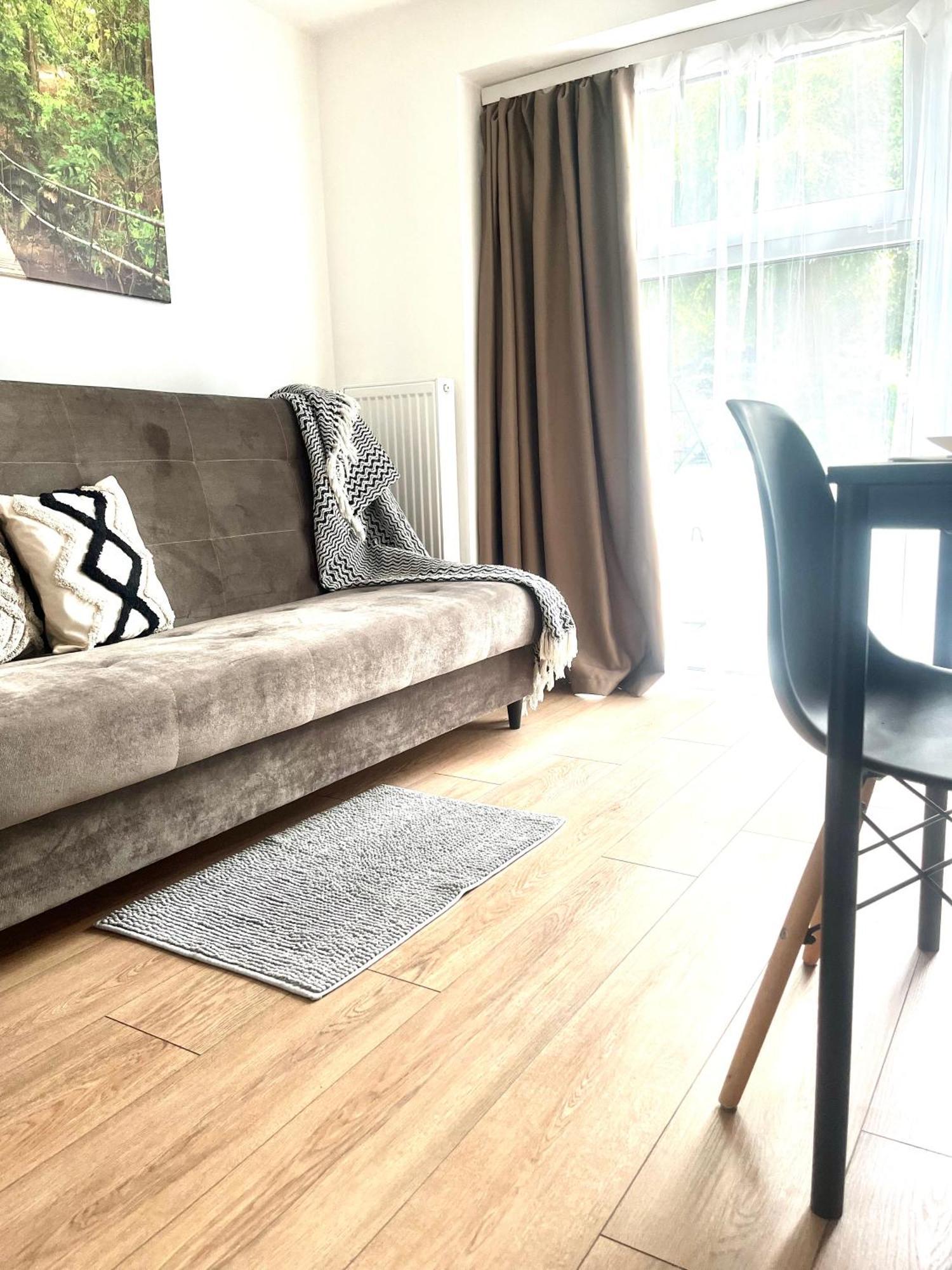 Apartament Goplanska Free Parking Self Check-In 24H Poznan Luaran gambar