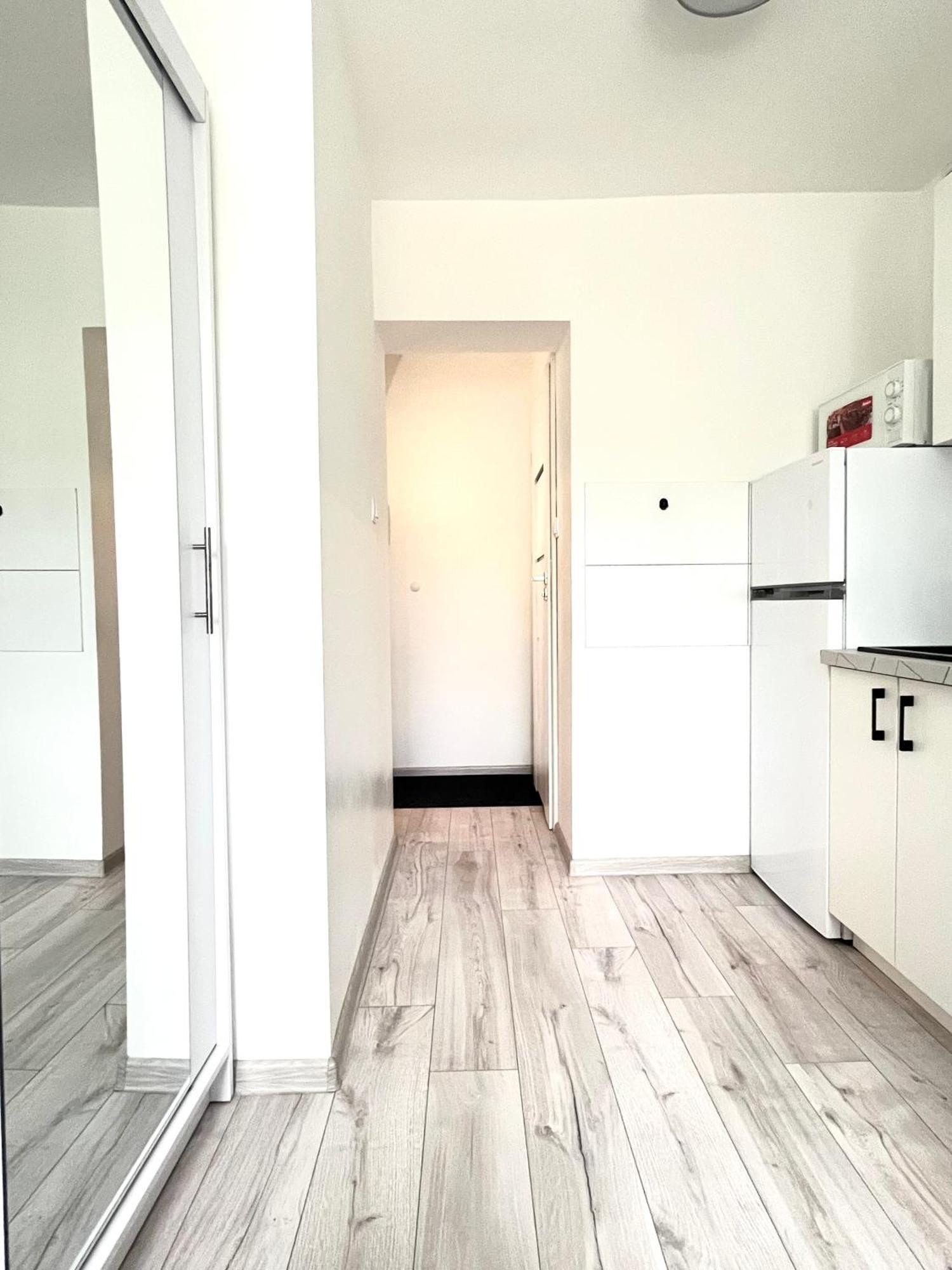Apartament Goplanska Free Parking Self Check-In 24H Poznan Luaran gambar