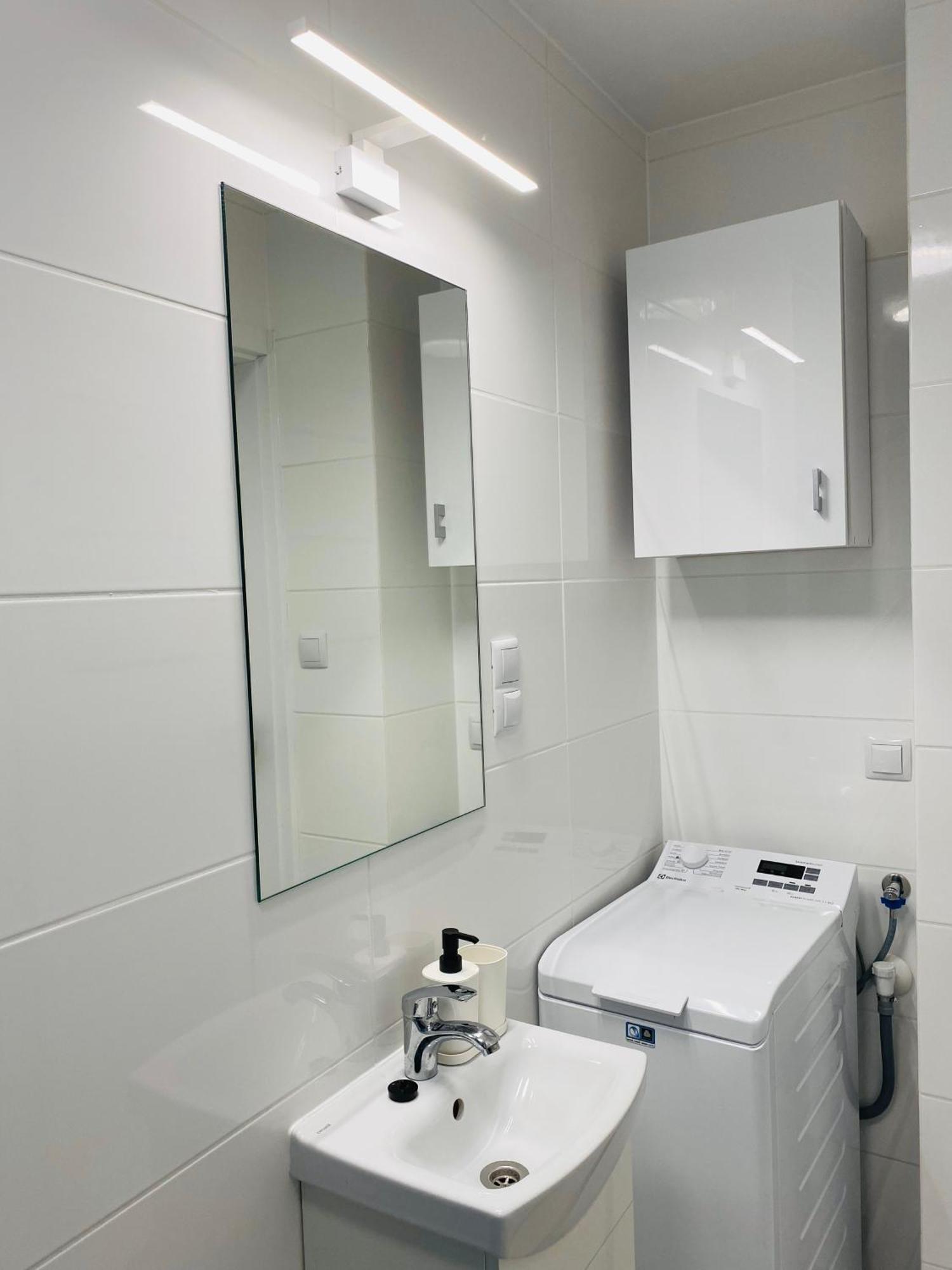 Apartament Goplanska Free Parking Self Check-In 24H Poznan Luaran gambar